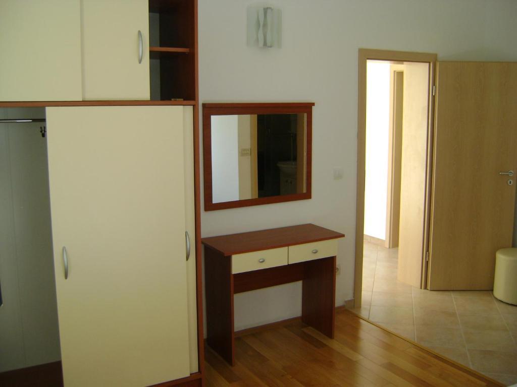 Apartments Maras Mimice Habitación foto
